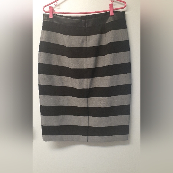 NWT Banana Republic skirt - size 14 - Picture 2 of 7
